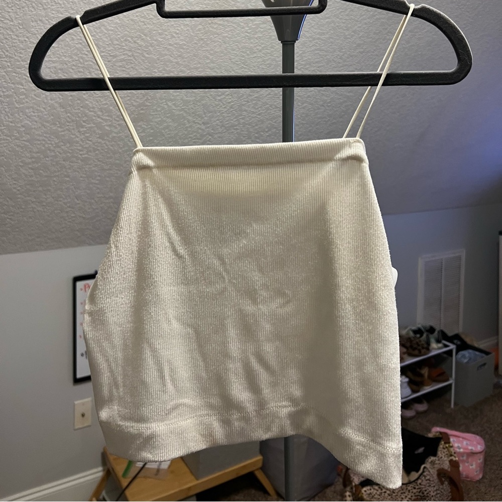 White cropped tank top